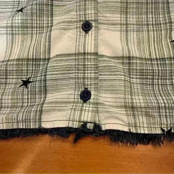 Cloth & Stone anthropologie Boho Stars & Stripes
Short Sleeve Top size M - Picture 8 of 9